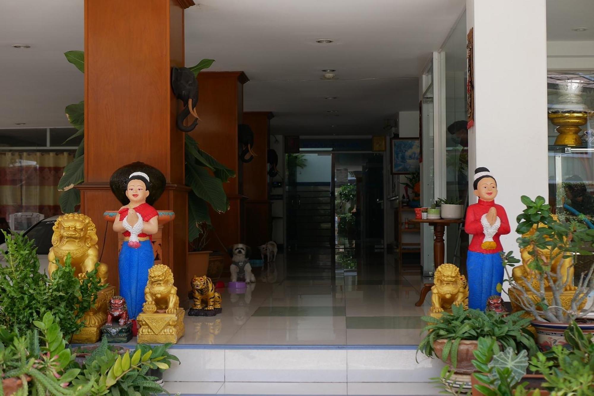 Kaewchantra Mansion Чиангмай Экстерьер фото